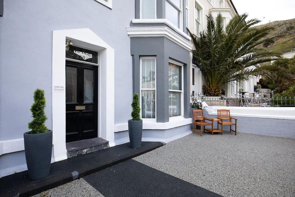 Grove House No.07 - Luxury Apartment Close To The Llandudno Beach Exterior foto